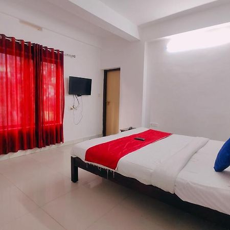 Lumino Karthika Hotel Munnar Exterior photo